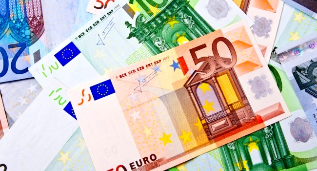 Evro je ojacao nakon sto je inflacija cena potrosaca u evrozoni porasla u martu